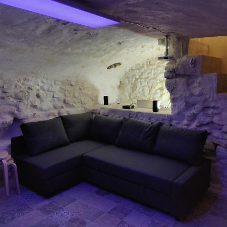Maison 2 Chambres 100M Du Theatre Antique Avec Salle Cinema Оранж Екстериор снимка